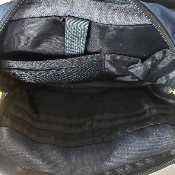 Asolo Jogging/Running/ hiking Waist Pack Belt with 2 zips compartiments - Picture 7 of 11